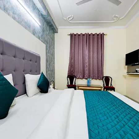 Hotel Mayank Plaza-Near Igi Airport Terminal-3-2